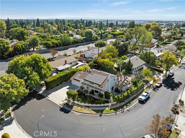 Detail Gallery Image 10 of 48 For 19710 Superior St, Chatsworth,  CA 91311 - 4 Beds | 4 Baths