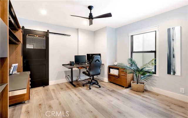 Detail Gallery Image 24 of 29 For 16688 Oldham St, Encino,  CA 91436 - 5 Beds | 3/1 Baths