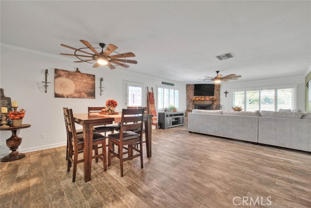 Detail Gallery Image 24 of 67 For 5026 Hersholt, Lakewood,  CA 90712 - 5 Beds | 2 Baths