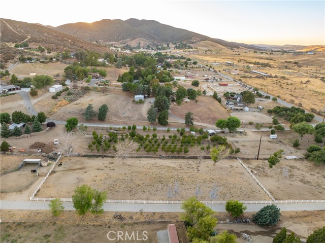 Detail Gallery Image 52 of 62 For 10010 Leona Ave, Leona Valley,  CA 93551 - 4 Beds | 3 Baths