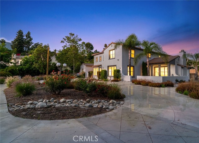 Detail Gallery Image 2 of 49 For 680 Adirondack Ln, Claremont,  CA 91711 - 5 Beds | 6 Baths