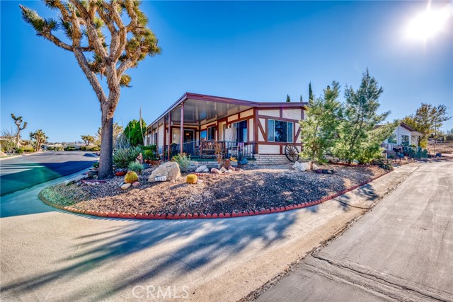 Detail Gallery Image 1 of 38 For 7501 Palm Ave #111,  Yucca Valley,  CA 92284 - 2 Beds | 2 Baths