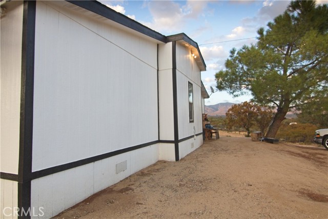 Detail Gallery Image 8 of 32 For 51490 Forest Boundry, Anza,  CA 92539 - 5 Beds | 3 Baths