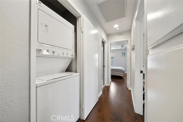 Detail Gallery Image 7 of 17 For 871 W 13th St #4,  Azusa,  CA 91702 - 2 Beds | 1 Baths