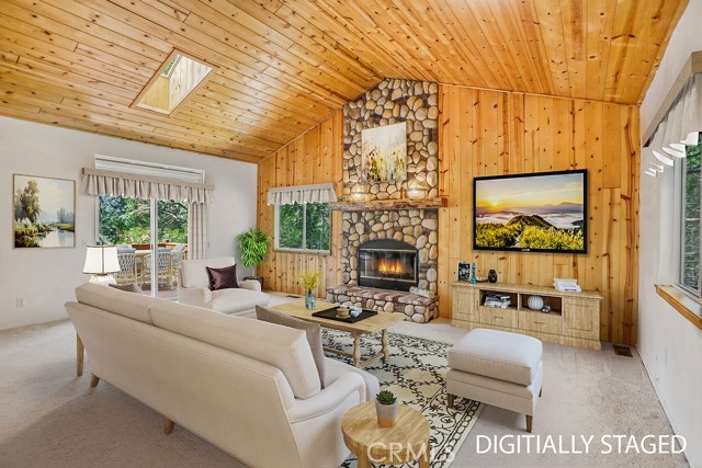 196 B, Lake Arrowhead, CA 92352