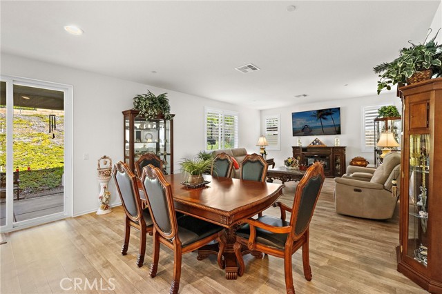 Detail Gallery Image 5 of 23 For 11662 Starlily Ct, Corona,  CA 92883 - 4 Beds | 3 Baths