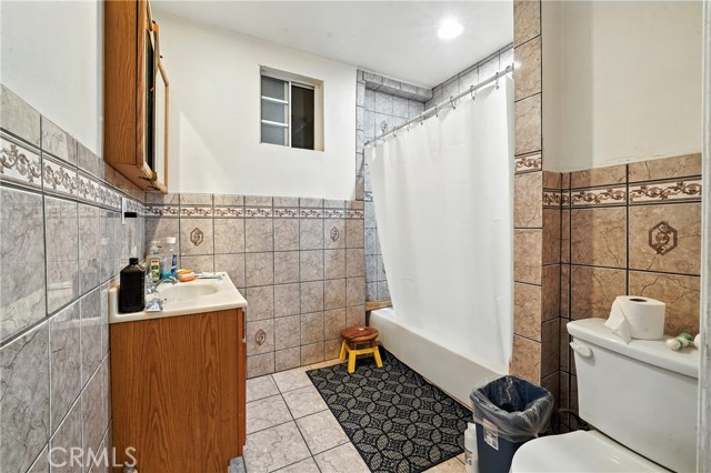 6178 Roy Street, Los Angeles CA: https://media.crmls.org/medias/ce3ef10d-b05e-4620-8f3d-54f425d2d5d9.jpg