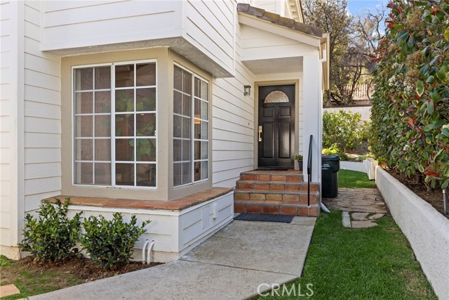 Detail Gallery Image 33 of 44 For 841 Sunstone St, Westlake Village,  CA 91362 - 3 Beds | 2/1 Baths