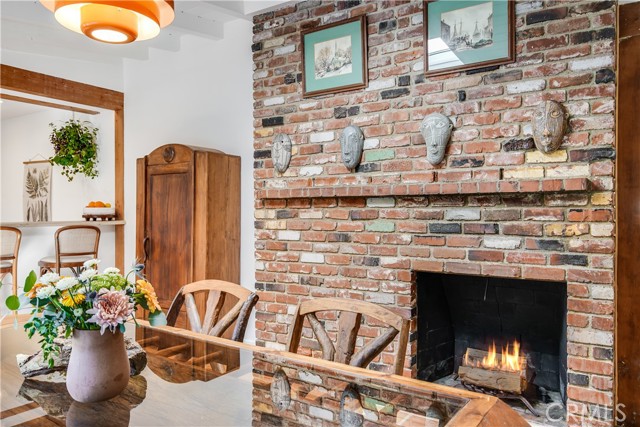 4295 Canoga Avenue, Woodland Hills CA: https://media.crmls.org/medias/ce3f6cc7-bbc0-4503-bdfd-80ff9d194081.jpg
