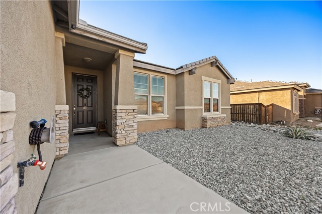 Detail Gallery Image 40 of 50 For 15592 Red Oak, Victorville,  CA 92394 - 3 Beds | 2 Baths