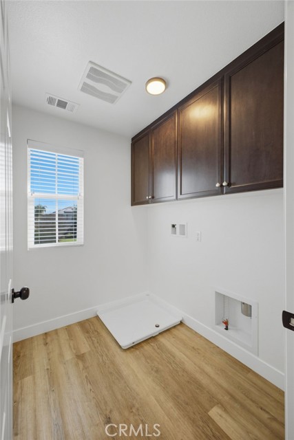 Detail Gallery Image 29 of 54 For 3418 Presidio, Perris,  CA 92570 - 4 Beds | 2/1 Baths