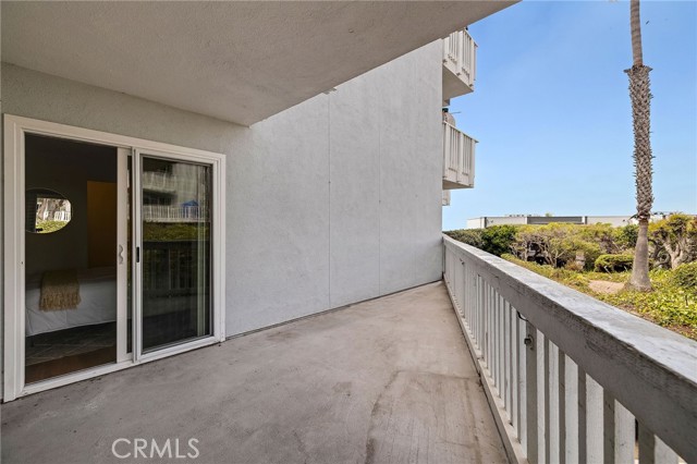 660 The Village, Redondo Beach, California 90277, 1 Bedroom Bedrooms, ,1 BathroomBathrooms,Residential,For Sale,The Village,SB24183002