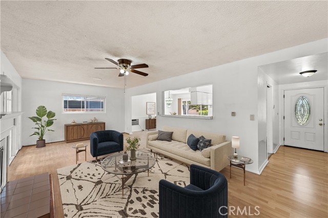 Image 3 of 22 For 3137 Olinda Ln