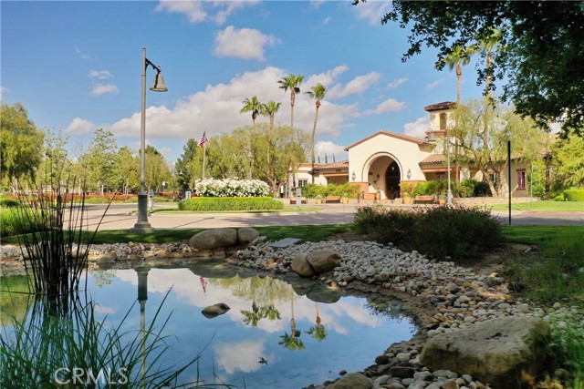1544 Big Horn, Beaumont CA: https://media.crmls.org/medias/ce403c4a-07a0-41b4-b4b9-35e96a457723.jpg