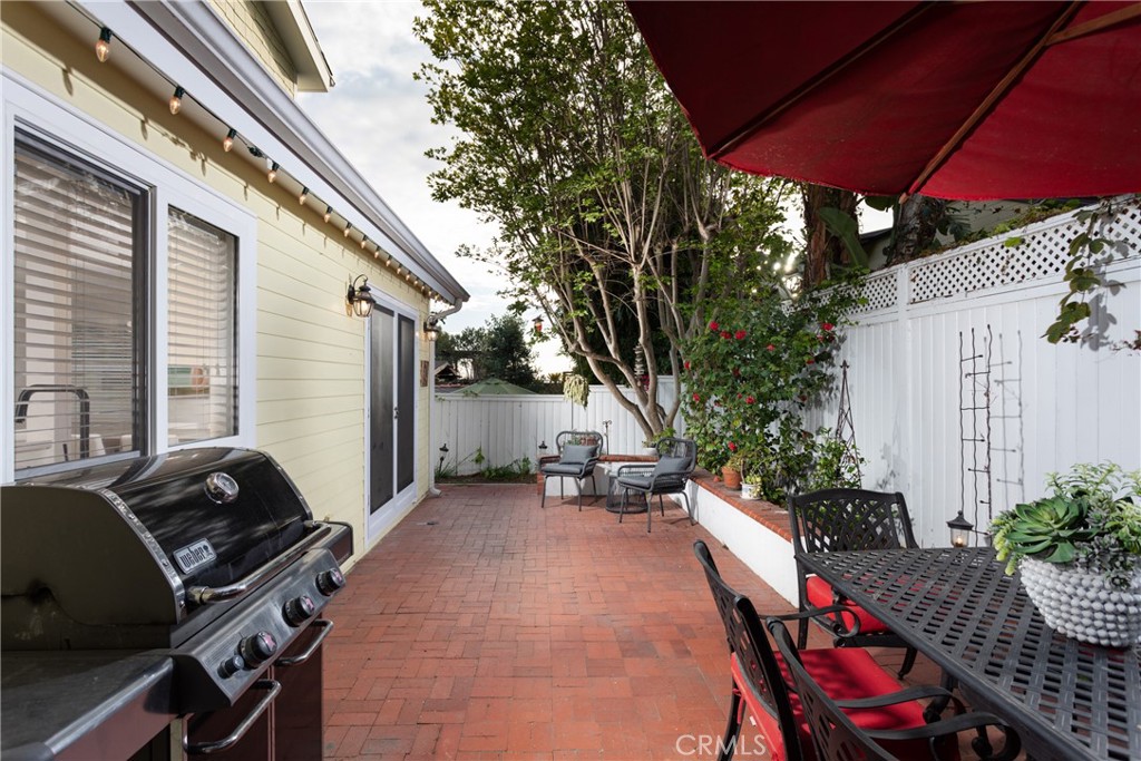 674 Lombardy Lane
