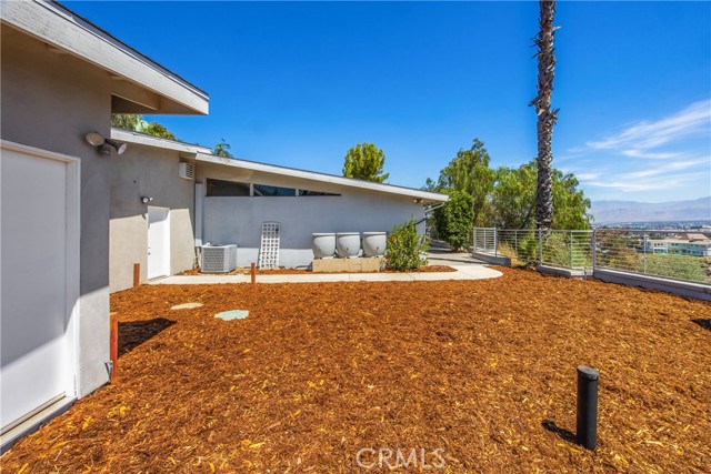 11661 Anderson, Loma Linda CA: https://media.crmls.org/medias/ce414be1-aea2-4ca8-b9b3-f18c4dbddfae.jpg