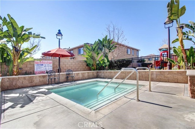 543 Garden Avenue, Pomona CA: https://media.crmls.org/medias/ce41a1be-6b28-4908-9b8c-f6dd1b532b60.jpg