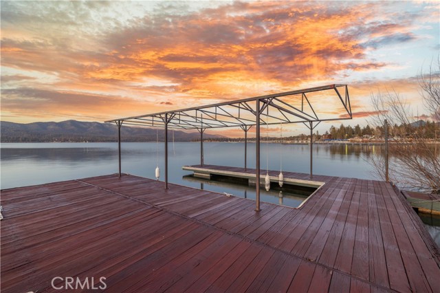 Detail Gallery Image 12 of 66 For 478 Lakeview Court Ct, Big Bear Lake,  CA 92315 - 5 Beds | 3/1 Baths