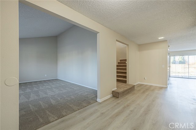 Detail Gallery Image 8 of 49 For 1201 Camran, Lancaster,  CA 93535 - 5 Beds | 3 Baths