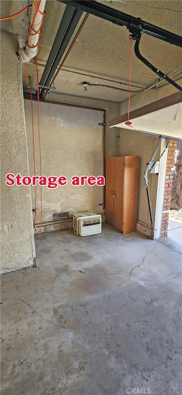 3112 S Durango Avenue, Los Angeles CA: https://media.crmls.org/medias/ce41ff8d-5127-47fb-8b58-63d4bbe00055.jpg
