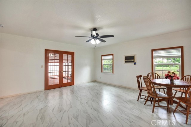 Detail Gallery Image 11 of 53 For 340 W 18th St, San Bernardino,  CA 92405 - 4 Beds | 4/1 Baths