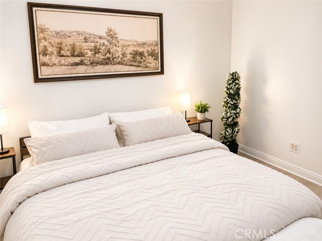 18652 Bellorita Street photo 6