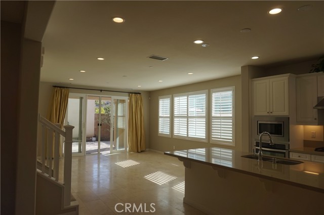 Detail Gallery Image 3 of 22 For 62 Barnes, Tustin,  CA 92782 - 4 Beds | 3 Baths