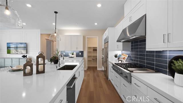 Detail Gallery Image 3 of 31 For 29368 via Destello, Valencia,  CA 91354 - 3 Beds | 3/1 Baths