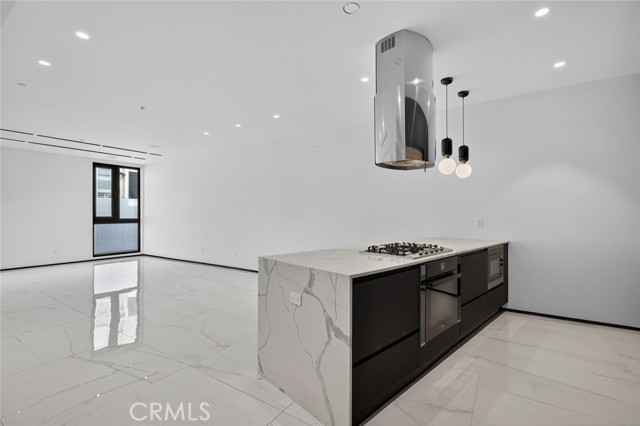 Detail Gallery Image 3 of 30 For 1253 N Sweetzer #3,  West Hollywood,  CA 90069 - 2 Beds | 2/1 Baths