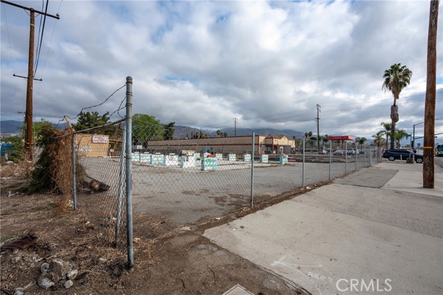 Detail Gallery Image 12 of 27 For 26468 Baseline St, Highland,  CA 92346 - – Beds | – Baths