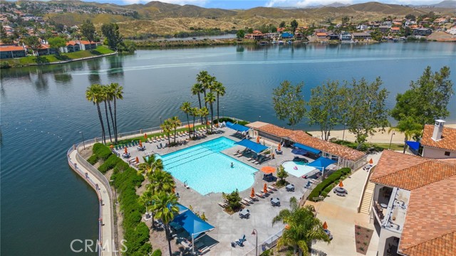 Detail Gallery Image 36 of 42 For 22244 Treasure Island Dr #5,  Canyon Lake,  CA 92587 - 2 Beds | 2 Baths