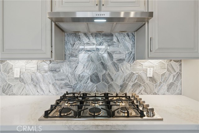 45681 Calle Ayora, Temecula CA: https://media.crmls.org/medias/ce4581e9-1d78-4545-8552-f674d7303fa5.jpg
