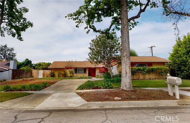 1357 N Laurel Ave, Upland, CA 91786