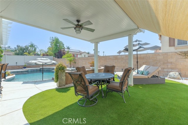 30567 Mill Valley Court, Murrieta CA: https://media.crmls.org/medias/ce45b494-a72b-49b4-be7a-b04428ec2bcb.jpg