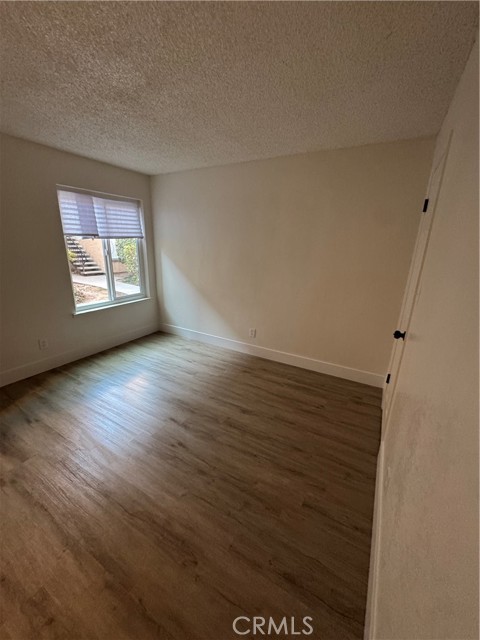 1550 Ashlan, Fresno CA: https://media.crmls.org/medias/ce4613b3-00a2-4fa3-95c3-cef028078167.jpg