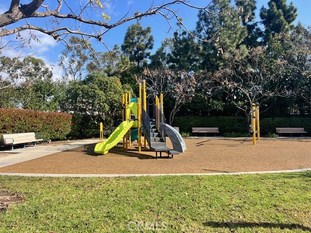 Detail Gallery Image 29 of 31 For 3356 via Parma, Costa Mesa,  CA 92626 - 3 Beds | 2/1 Baths