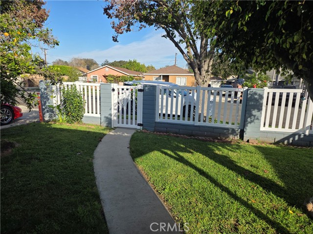 Detail Gallery Image 14 of 27 For 1314 S Shelton, Santa Ana,  CA 92707 - 2 Beds | 1 Baths