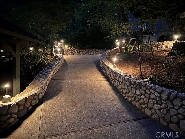 745 Kuffel Canyon, Lake Arrowhead, CA 92352