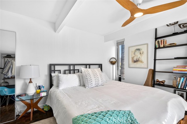 Detail Gallery Image 24 of 62 For 219 Colton, Newport Beach,  CA 92663 - 4 Beds | 3 Baths