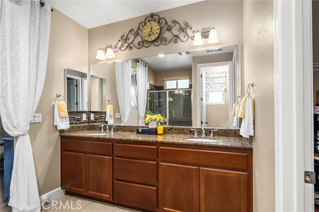 3255 Sespe Creek Way, Chico CA: https://media.crmls.org/medias/ce48d162-8166-43e7-8f86-1f800ddcdc05.jpg