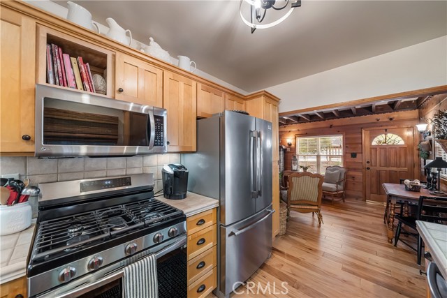 Detail Gallery Image 17 of 38 For 795 Glen View Ln, Twin Peaks,  CA 92391 - 3 Beds | 2 Baths