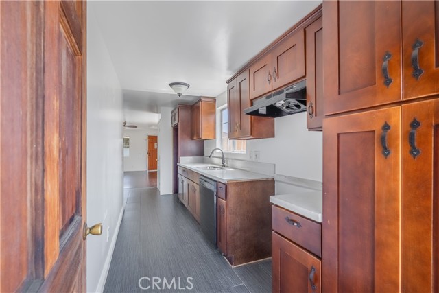 2653 Alice Street, Los Angeles CA: https://media.crmls.org/medias/ce49c455-3d89-4115-8d0e-98d5ebf180d1.jpg