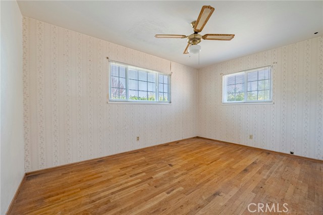 1640 Shirley Street, Merced CA: https://media.crmls.org/medias/ce4aac21-9edc-4e69-aa36-5bed650956c3.jpg
