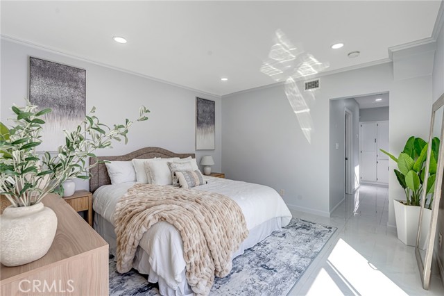 Detail Gallery Image 32 of 51 For 1381 W Summerland, San Pedro,  CA 90732 - 4 Beds | 3 Baths