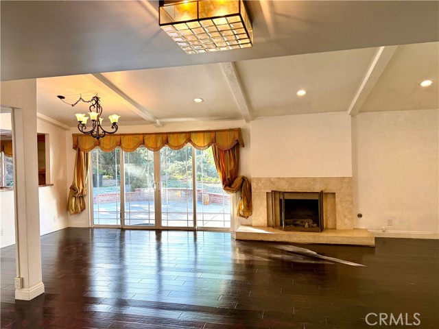 Detail Gallery Image 5 of 14 For 12839 Mclennan Ave, Granada Hills,  CA 91344 - 4 Beds | 2 Baths