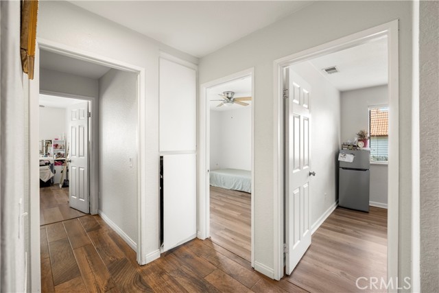 37112 Calle Amigo, Palmdale CA: https://media.crmls.org/medias/ce4b8058-23c1-4acb-aa23-994430dcf4ca.jpg