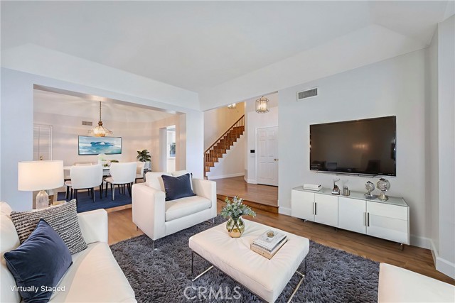 Detail Gallery Image 16 of 59 For 24004 Arminta St, West Hills,  CA 91304 - 4 Beds | 3 Baths