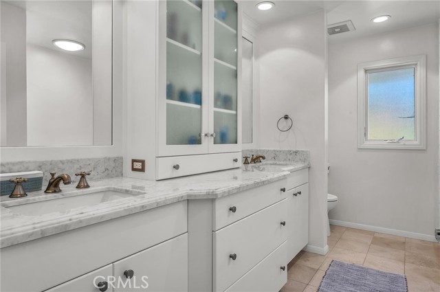 Detail Gallery Image 18 of 34 For 4 Bridlewood Cir, Rolling Hills Estates,  CA 90274 - 3 Beds | 2/1 Baths