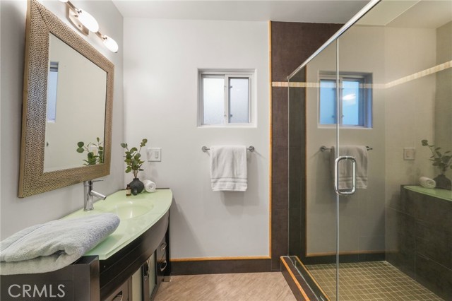 Detail Gallery Image 36 of 62 For 18760 Wells, Tarzana,  CA 91356 - 5 Beds | 4 Baths