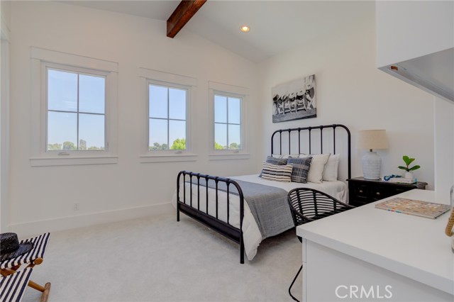 647 15th Street, Manhattan Beach, California 90266, 5 Bedrooms Bedrooms, ,4 BathroomsBathrooms,Residential,Sold,15th,SB21178358